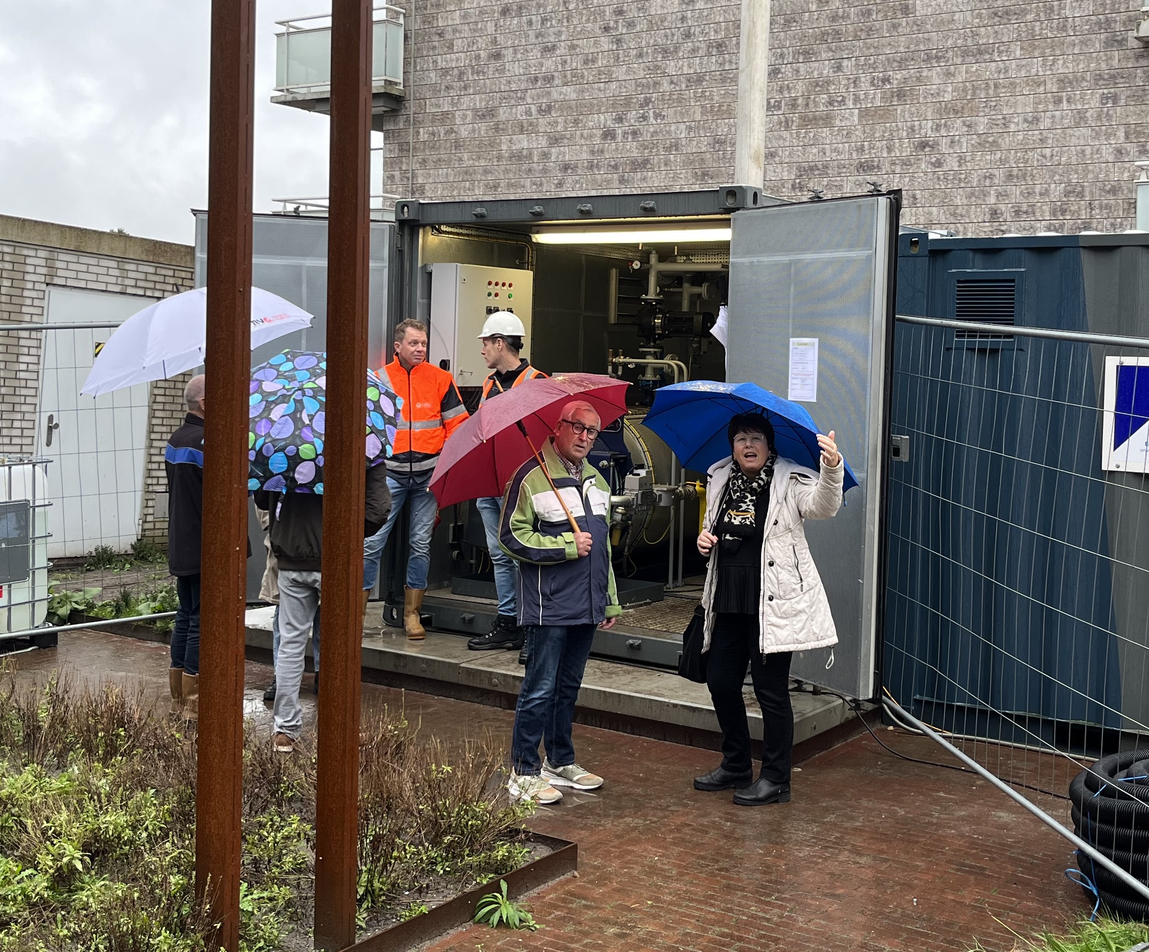 Bewoners Constantijn Huygenslaan op bezoek bij HVC