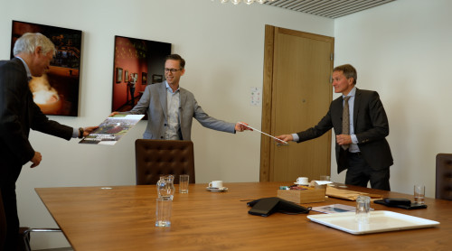 Overhandiging Adviesrapport geothermie gebouwde omgeving