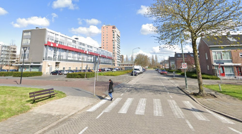 Foto van de Cornelis Trompweg in Dordrecht waar de werkzaamheden uitgevoerd worden.