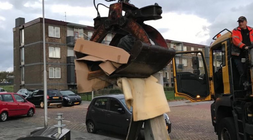 grof afval wordt thuis opgehaald door wagen