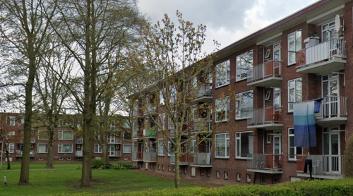 Foto van de locatie van de werkzaamheden in de Professor Lorentzlaan in Sliedrecht