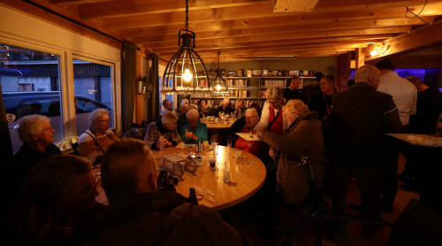 Op de foto; Annemarieke Nagel, Martin de Jong, Tanja de Jonge, Marco van Soerland