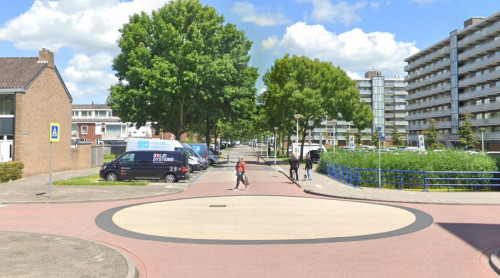 Foto van de locatie van de werkzaamheden in de P.C. Hooftlaan in Papendrecht waar de werkzaamheden uitgevoerd worden.