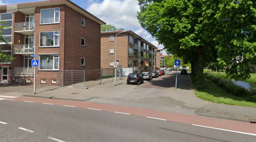 Foto van de locatie van de werkzaamheden in de Prof. Kamerlingh Onneslaan in Sliedrecht.