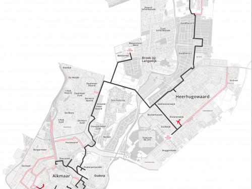 Op deze afbeelding is een kaart te zien met daarop de al aangelegde route van het warmtenet en route van het warmtenet dat nog wordt aangezegd.