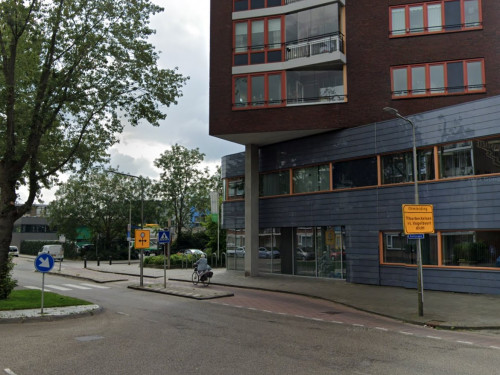 Foto van de locatie van de werkzaamheden in de Deltalaan nabij de Zuiderzeestraat