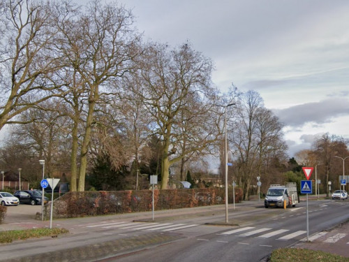 Foto van de locatie van de werkzaamheden in de Thorbeckelaan in Sliedrecht