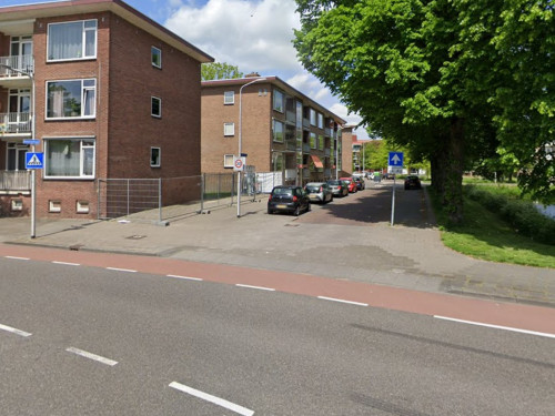 Foto van de locatie van de werkzaamheden in de Prof. Kamerlingh Onneslaan in Sliedrecht.