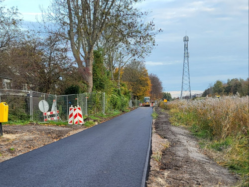 Foto asfalt fietspad Oostertochtpad Heerhugowaard