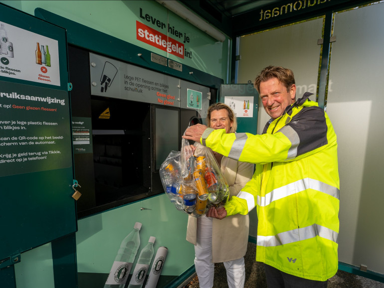 Persmoment statiegeldbulkmachine ABS Den Helder